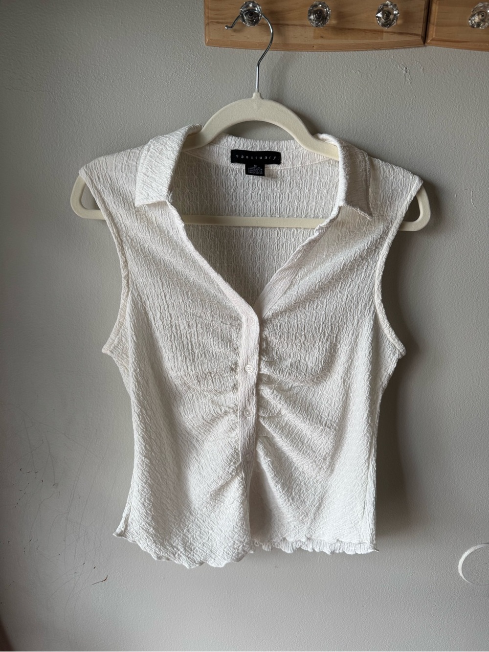 Sanctuary White Crinkle Smocked Button Front Collared Sleeveless Top - Medium